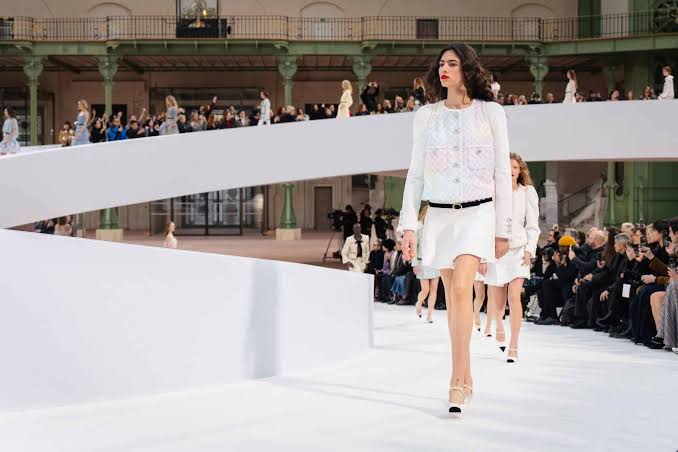 Paris Haute Couture Week :Chanel Fashion Show 2025